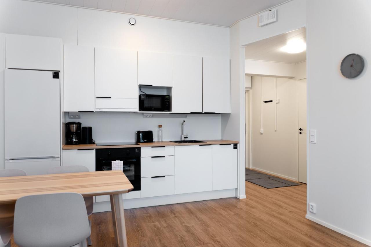 Forenom Serviced Apartments Pori Antinkatu Bagian luar foto